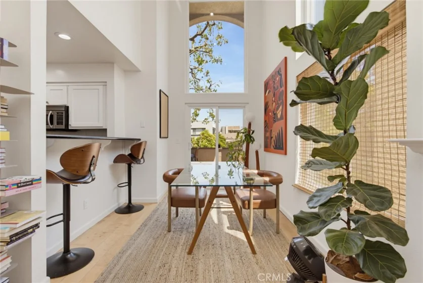 1639 Camden Avenue #301 photo 10