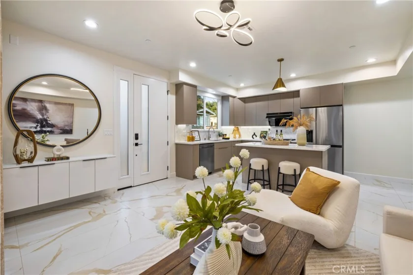 1649 N Lake Avenue #1 photo 22