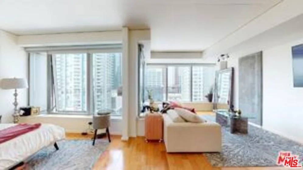 1155 S Grand Avenue #1106 photo 13