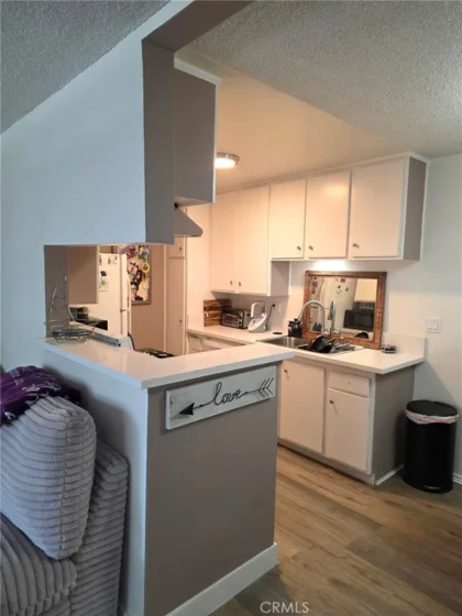 805 Glenway #205 photo 6