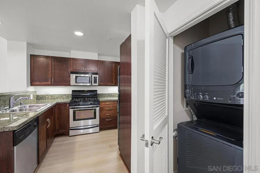 530 K Street #311 photo 25