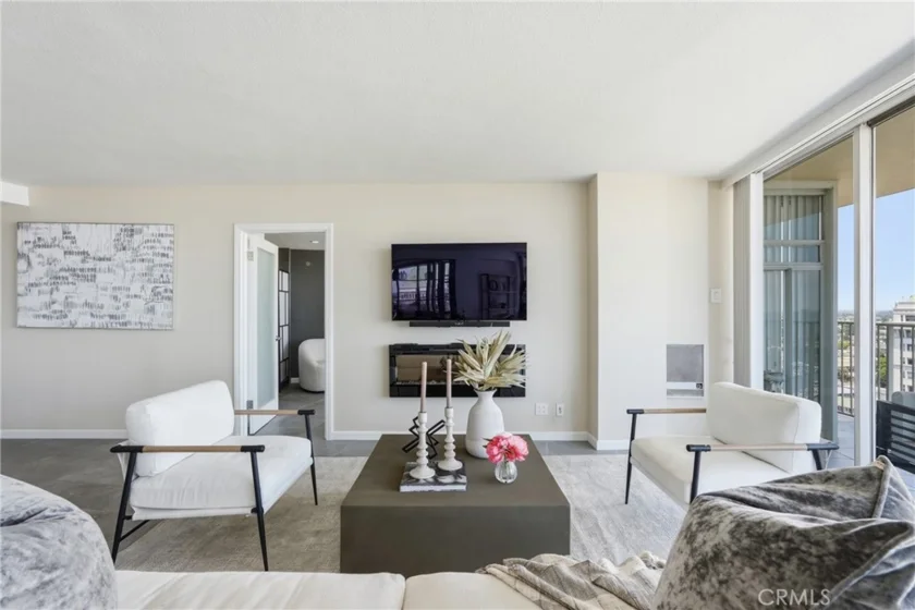700 E Ocean Boulevard #2305 photo 15