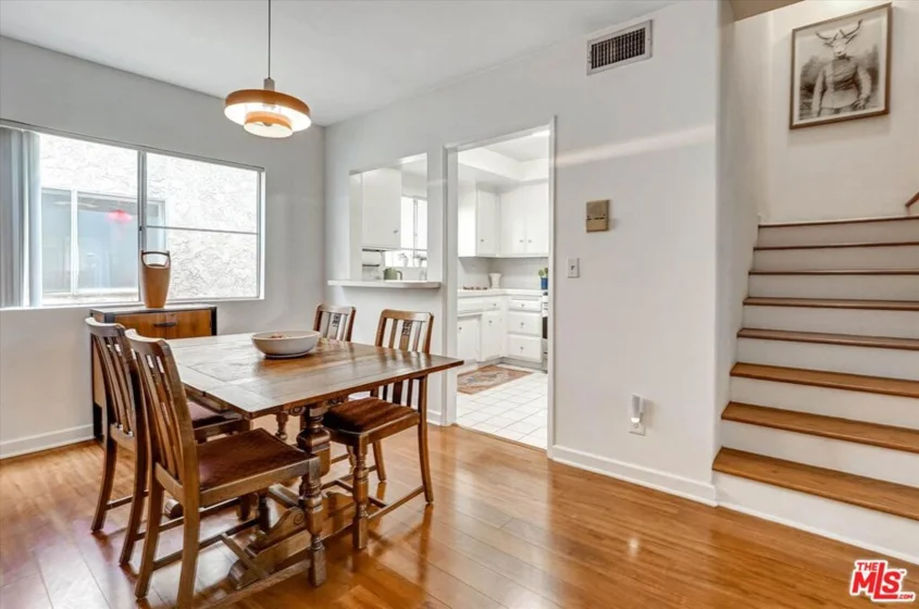 1828 Barry Avenue #4 photo 7