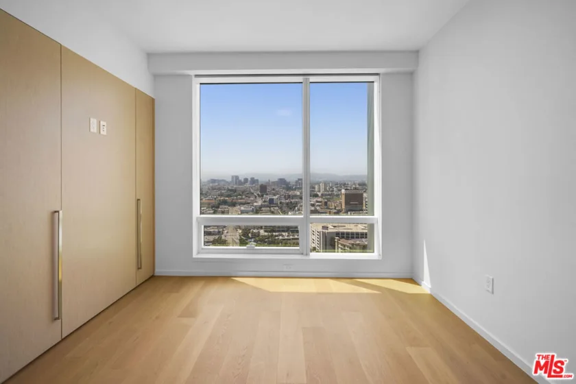 877 Francisco Street #2811 photo 18