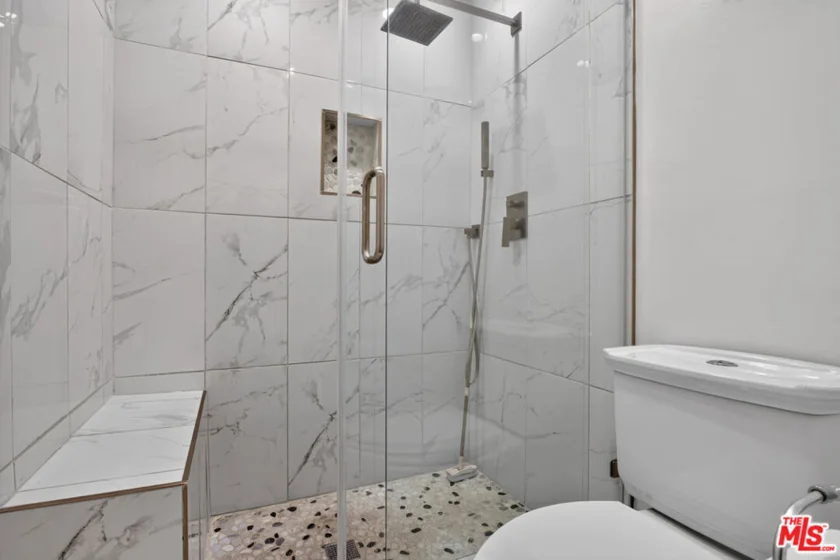 6716 Clybourn Avenue #147 photo 19