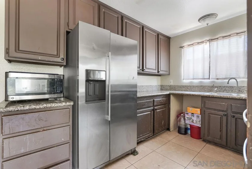 8166 Paradise Valley Court photo 39