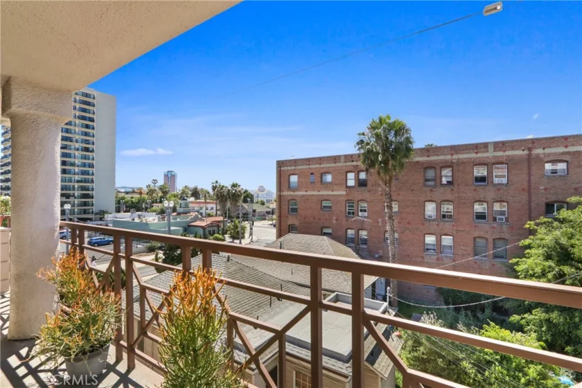 801 Pine Ave. #310 photo 11