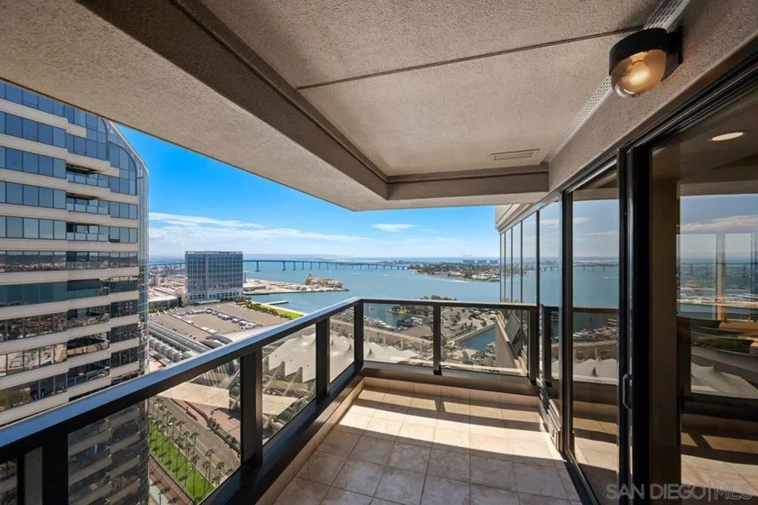 100 Harbor Drive #3504 photo 44