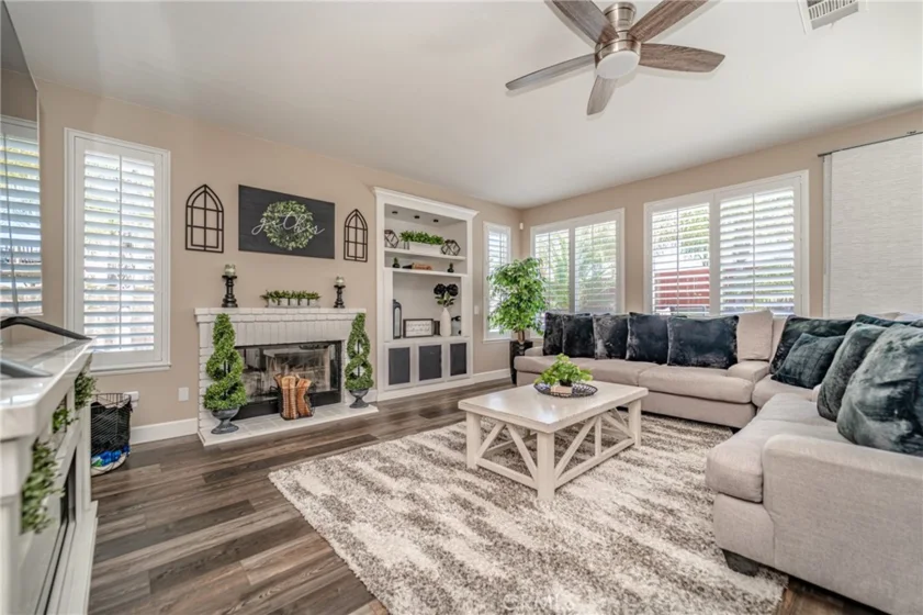 23458 Karen Place photo 4