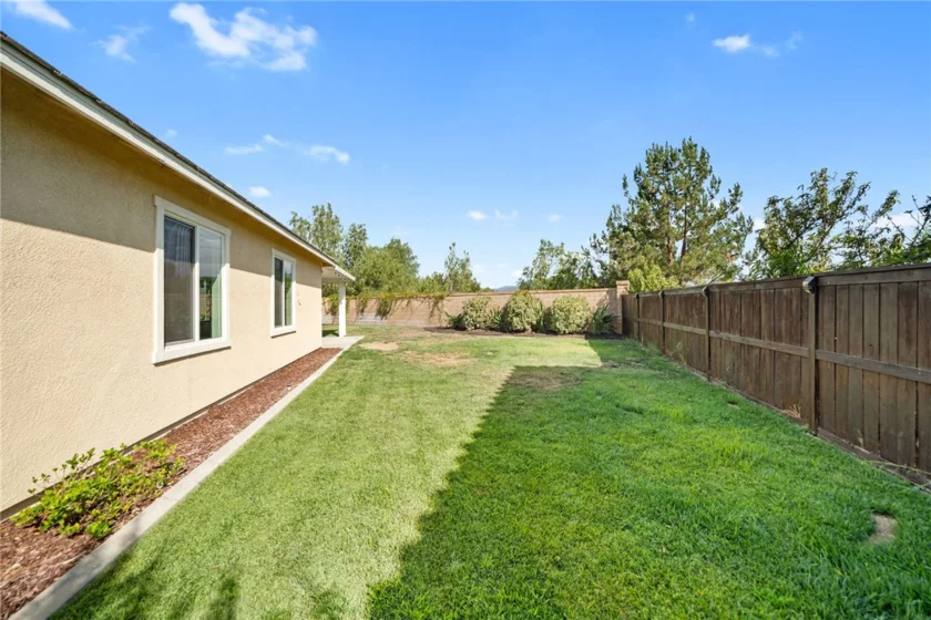 43044 Greene Circle photo 26
