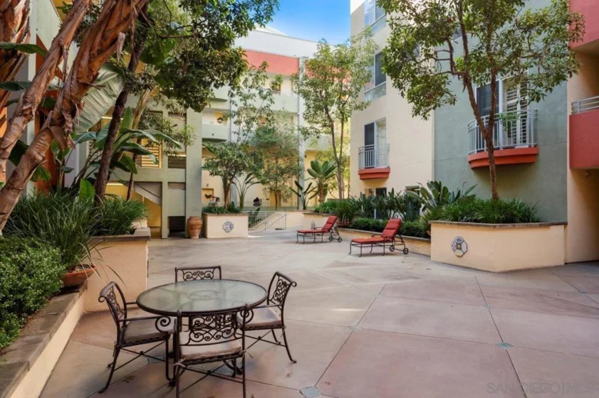 1501 India Street #508 photo 33