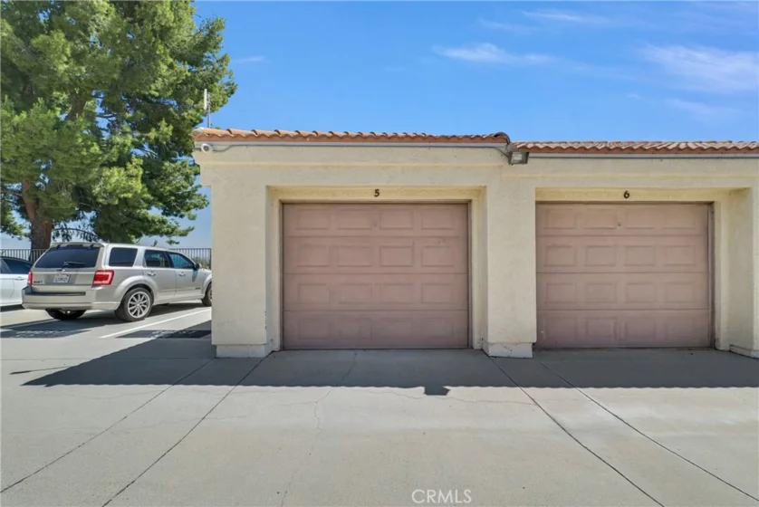 2425 Del Mar photo 16
