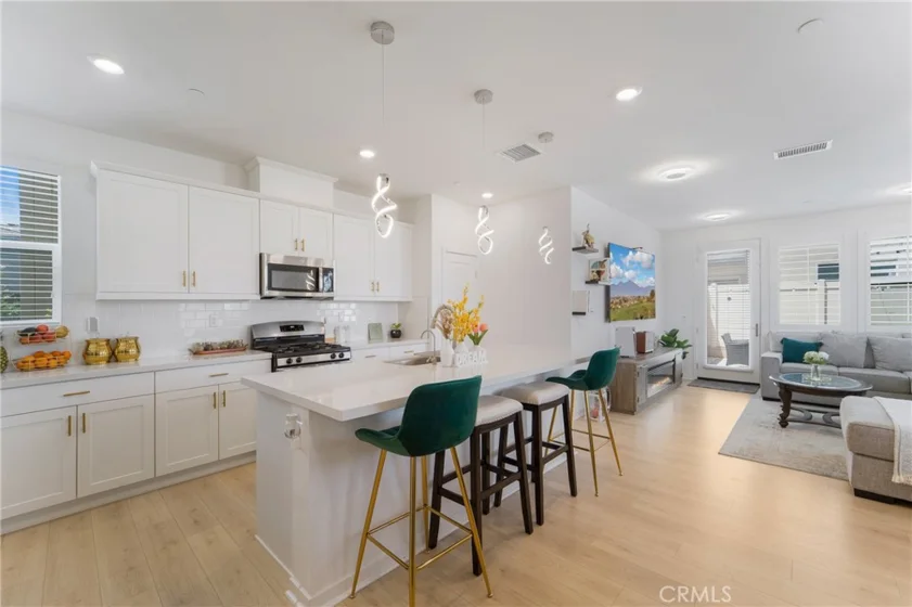 24235 Juni Court photo 1