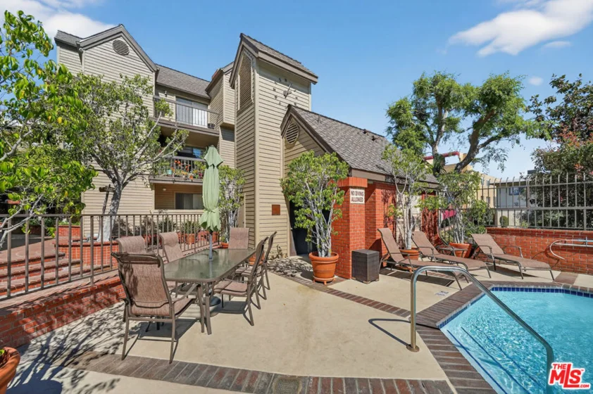 835 S Lucerne Boulevard #105 photo 14
