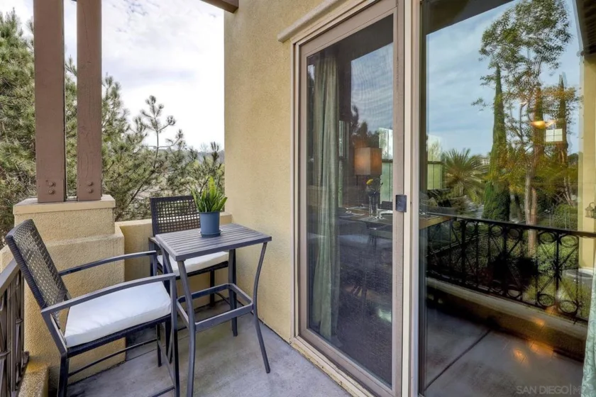 2674 Escala Circle photo 15