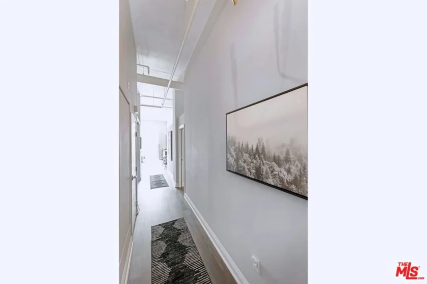 645 W 9th Street #740 photo 57