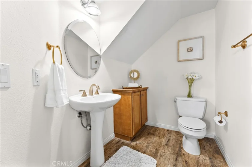 118 Coral Rose photo 19