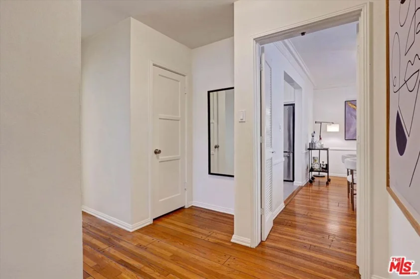 1346 N Crescent Heights Boulevard #1 photo 9