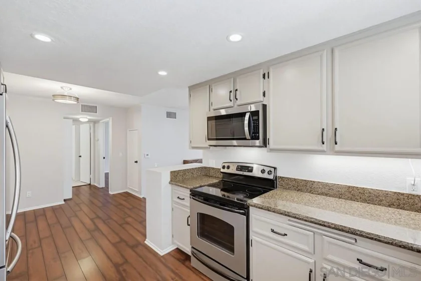 4204 3rd Avenue #11 photo 9