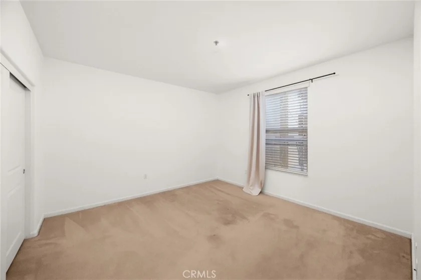 128 N Oak Knoll #206 photo 23