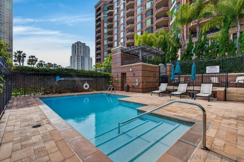 500 W Harbor #619 photo 23
