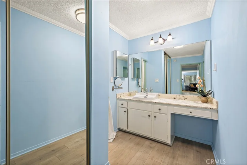 335 Cedar Ave #315 photo 16