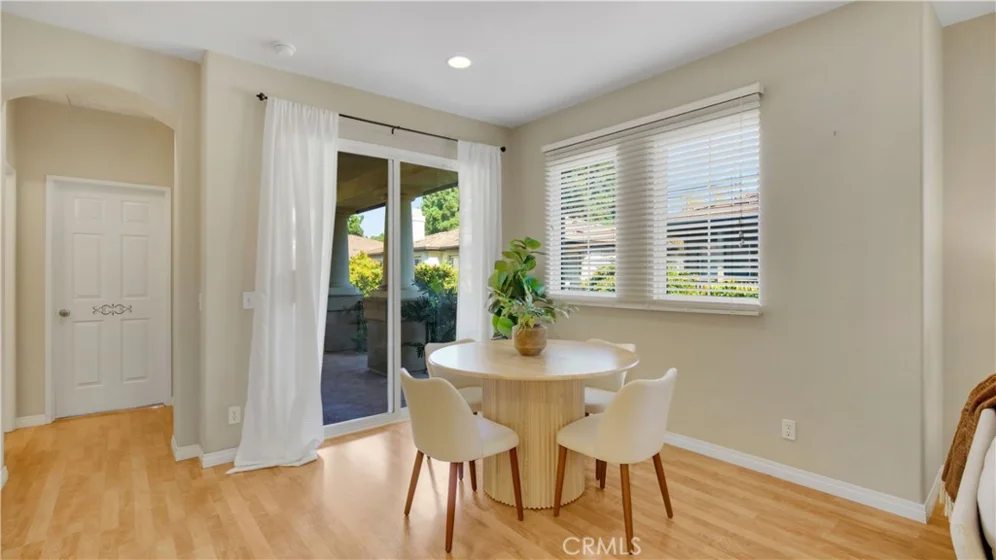 329 Rathbourne photo 13