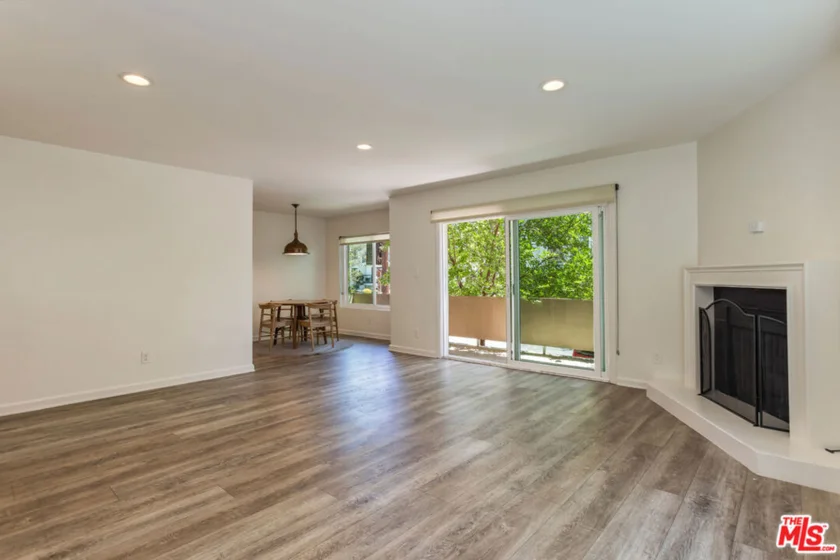 1955 Tamarind Avenue #2 photo 21