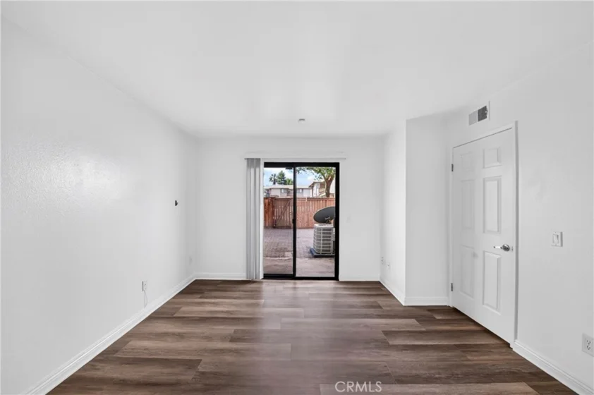 1315 Massachusetts photo 22