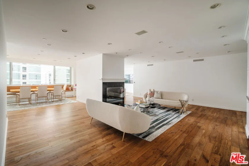 10375 Wilshire Boulevard #11H photo 28