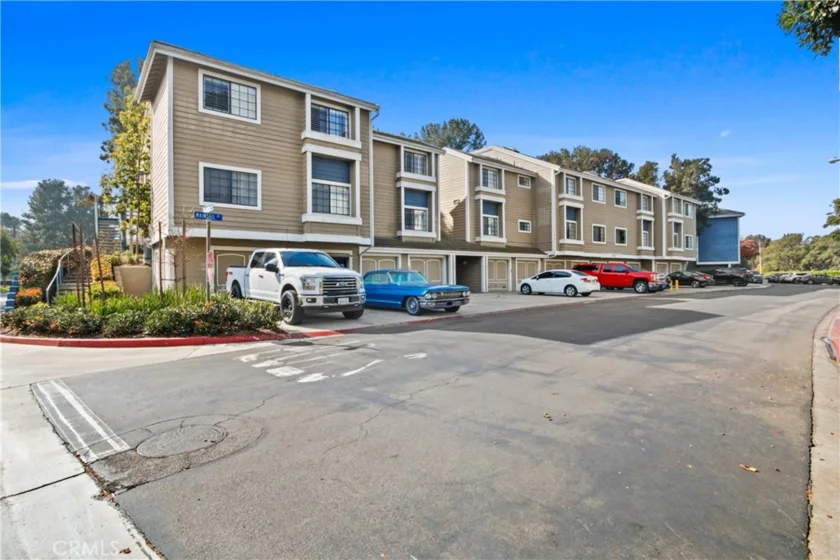 8212 Mainsail Drive #104 photo 1