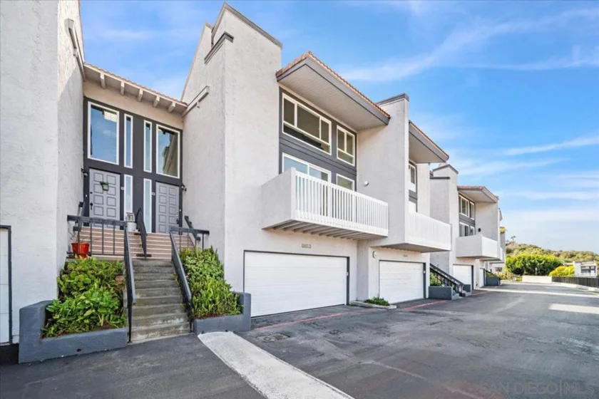 2431 La Costa Avenue #C photo 1