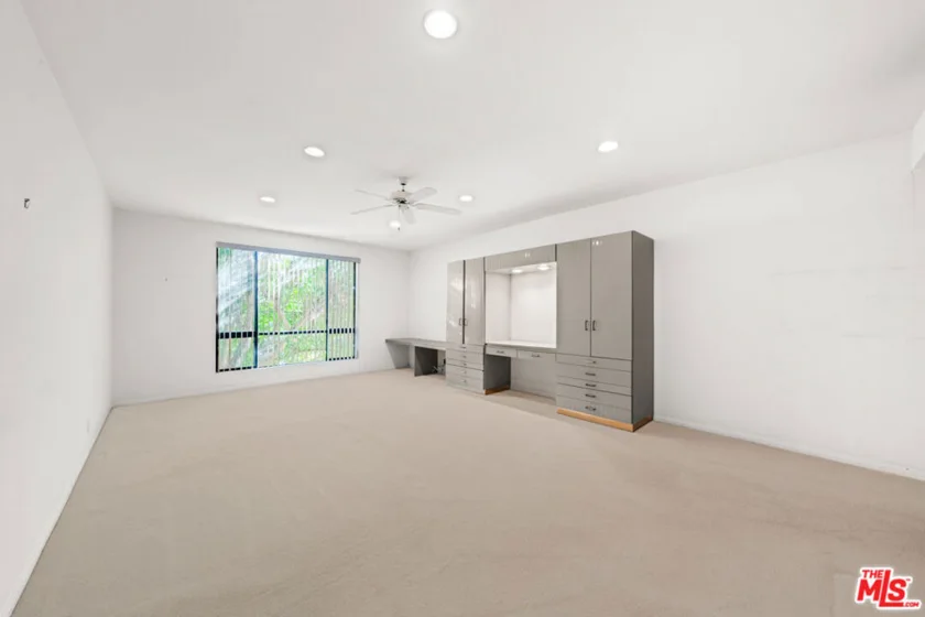 4454 Ventura Canyon Avenue #103 photo 9