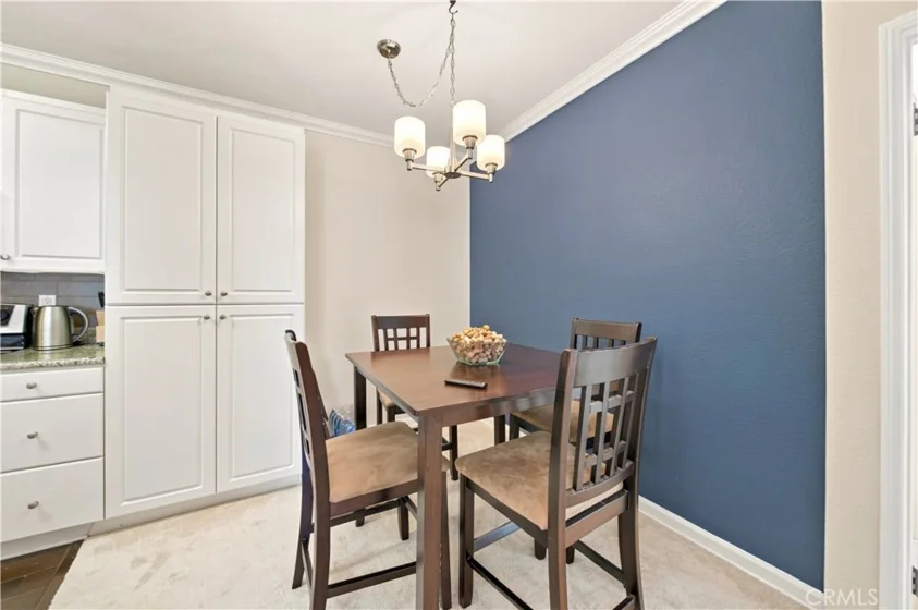 838 Pine photo 3