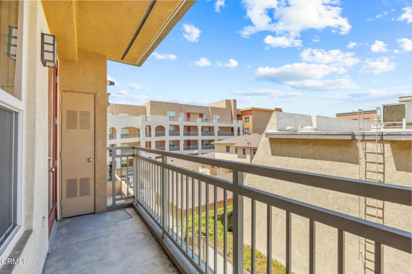 85 E Commonwealth Avenue #3D photo 26