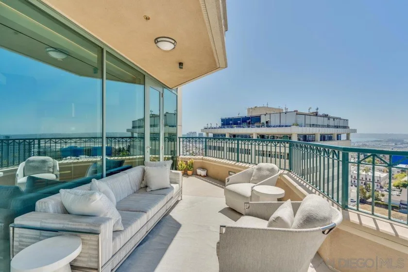 2500 6th Avenue #Penthouse 4 photo 7