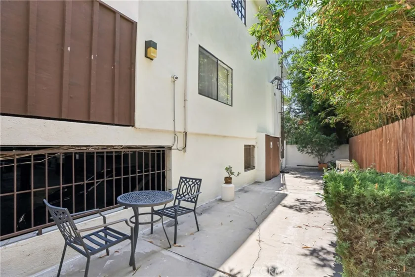 621 N Orlando Avenue #9 photo 30