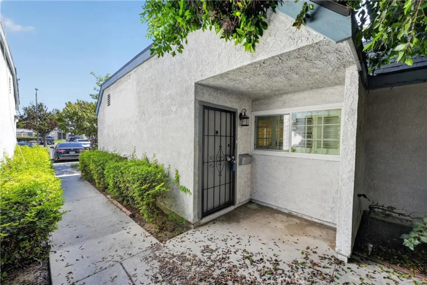13930 Parkway photo 8