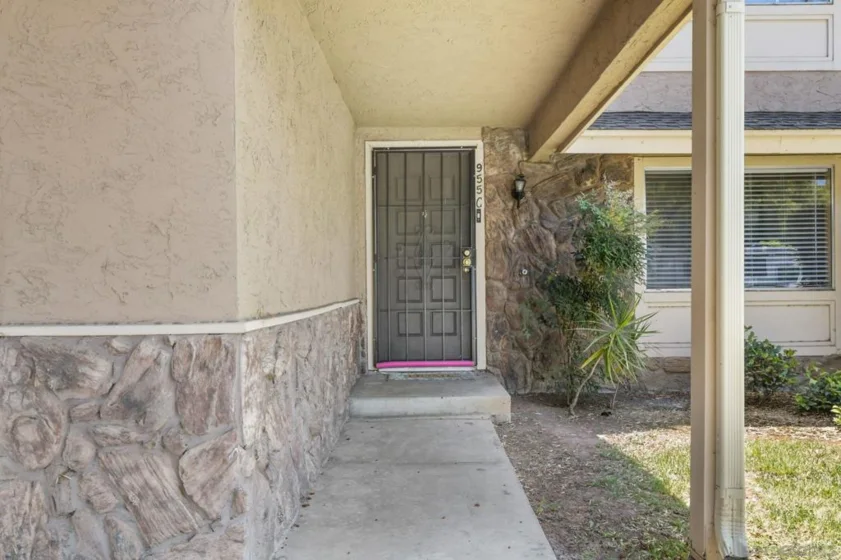955 Amistad Place #C photo 4