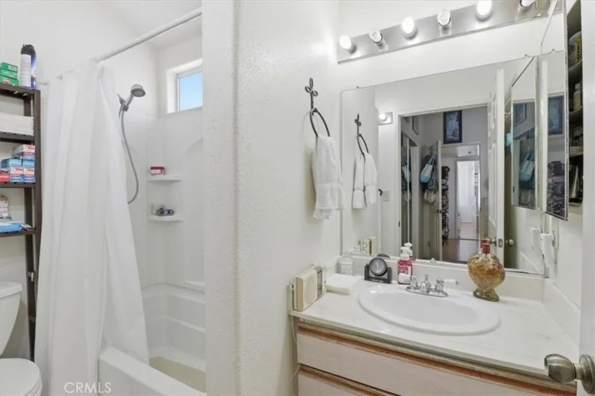9146 Tobias Avenue #4 photo 18