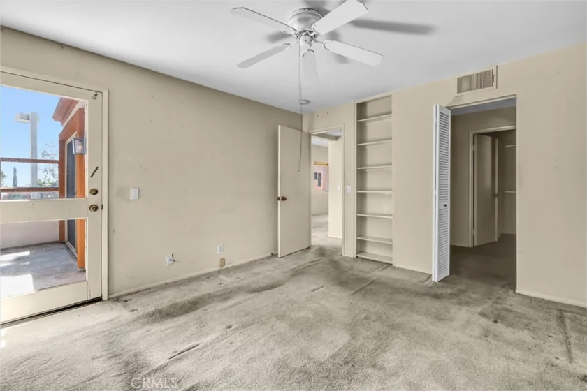 360 Villa Point Drive photo 11