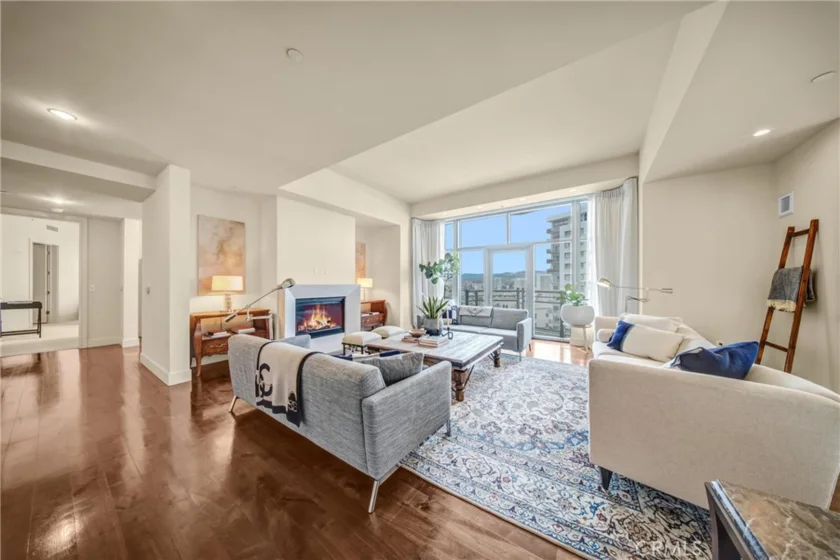 10776 Wilshire Boulevard #901 photo 8