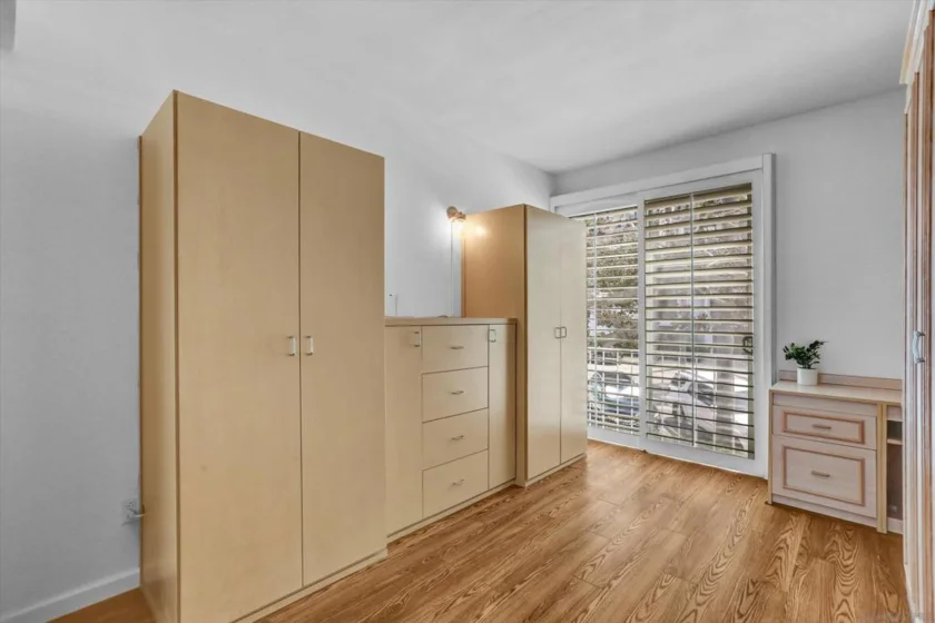 2410 Albatross Street #9 photo 23