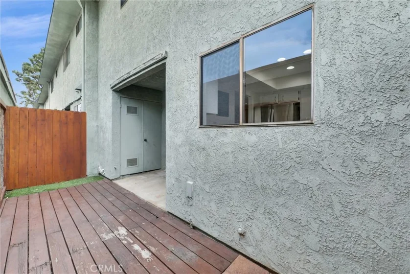 229 W Wilson Street #10 photo 31