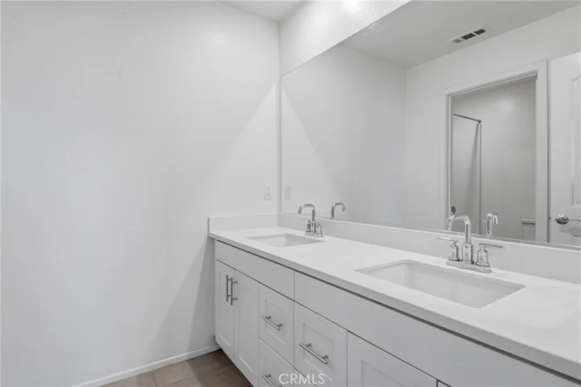 24914 Gossamer Court photo 30