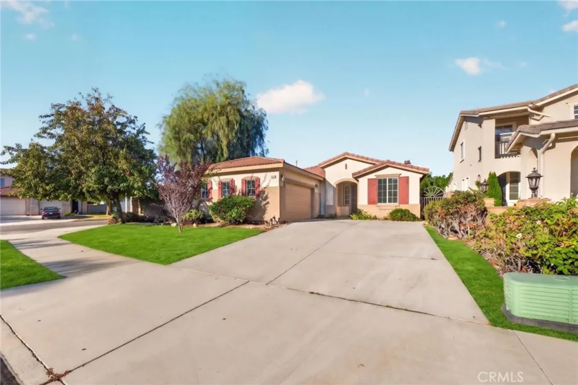 37799 Amber Lane photo 1