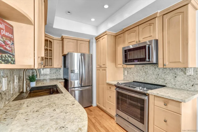 2410 Albatross Street #9 photo 8