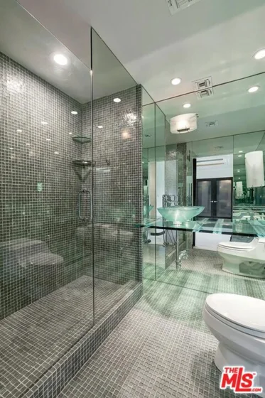 801 Ocean Avenue #206 photo 27