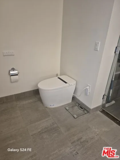 3785 Wilshire Boulevard #703 photo 6