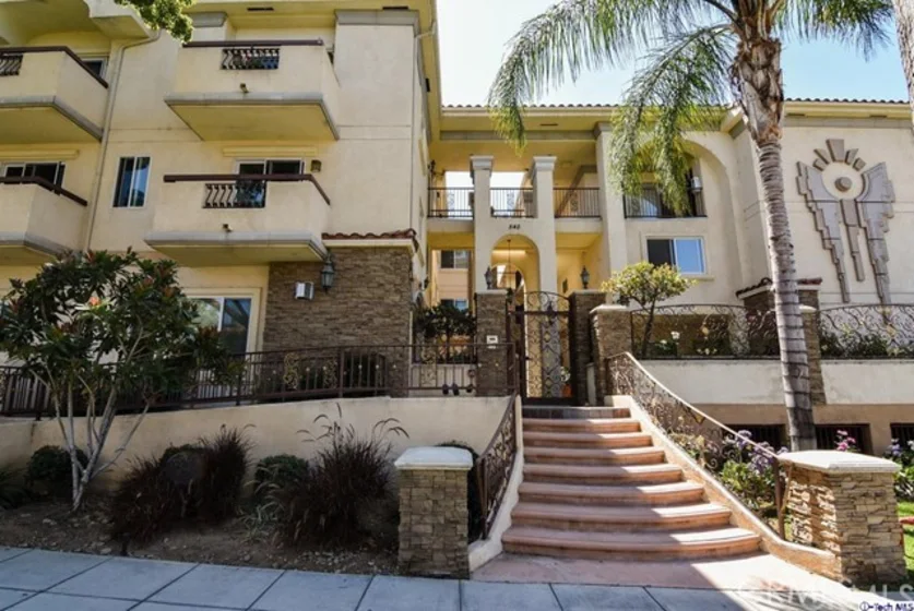 540 E Angeleno Avenue #101 photo 1